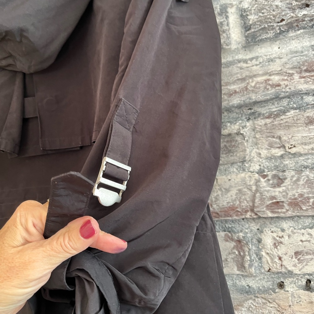 BCBGMaxAzria Black All Weather Utility PackableJacket in excellent new condition - Picture 11 of 16